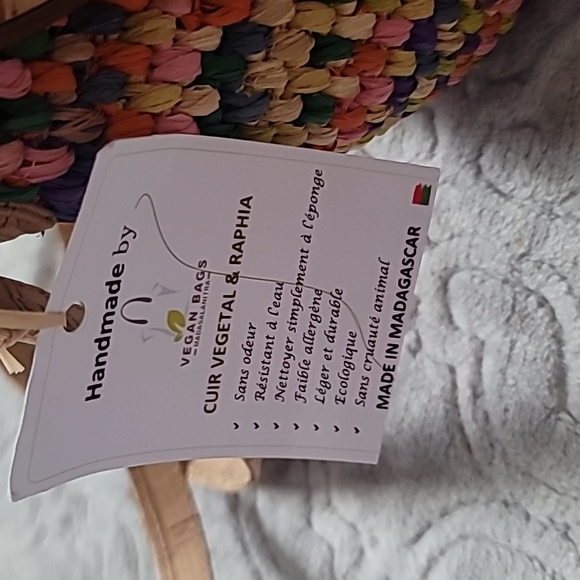 Vegan cork and raphia crossbody purse - Picture 5 of 10